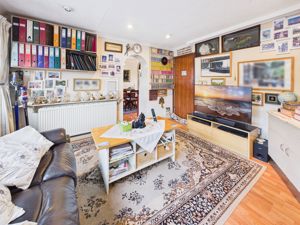 SITTING ROOM- click for photo gallery